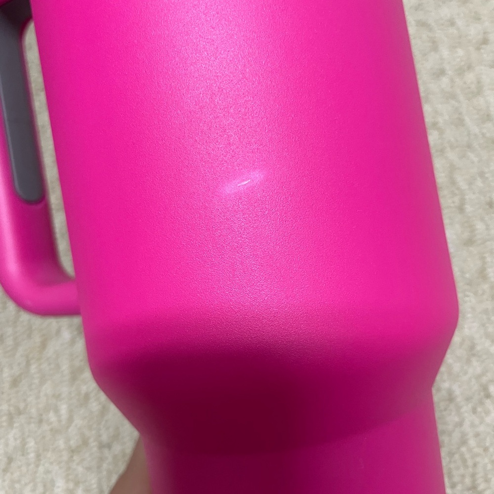Stanley Cup 40 oz Hot Pink Travel - Picture 4 of 10